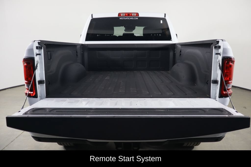 Used 2025 RAM 2500 Big Horn AWD/4WD image 17