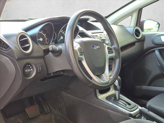 Used 2016 Ford Fiesta SE FWD video 2