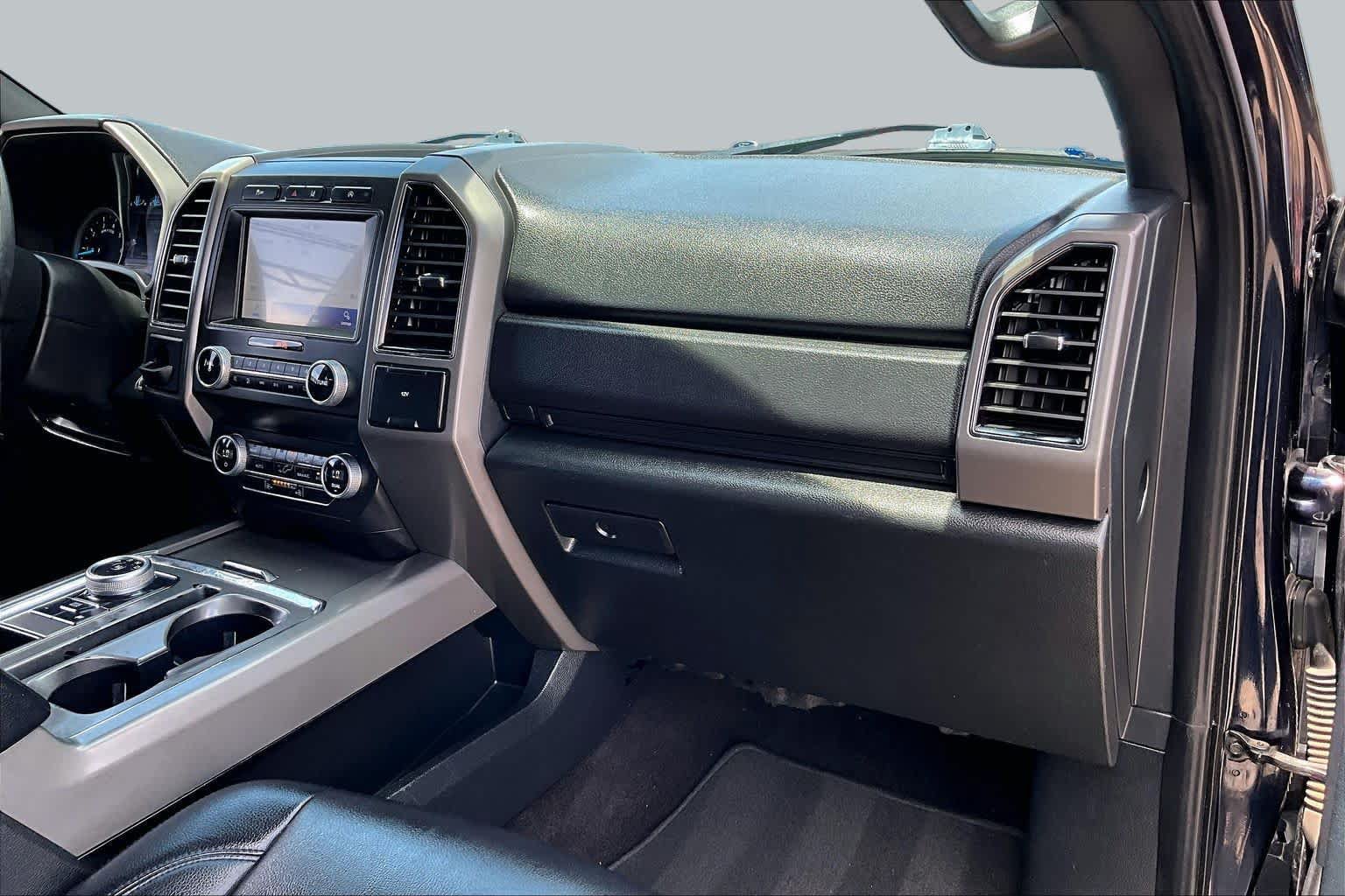 Used 2021 Ford Expedition XLT RWD image 18