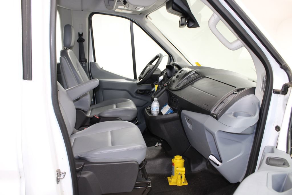 Used 2018 Ford Transit 350 XL image 22