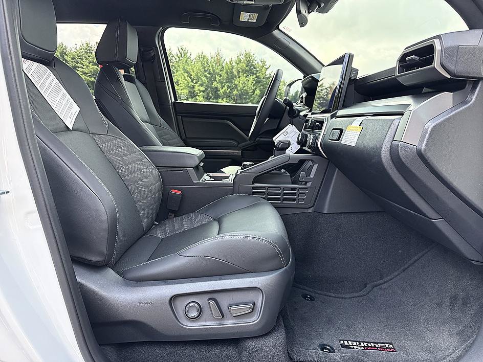 New 2026 Toyota 4Runner TRD Off-Road Premium AWD/4WD image 20