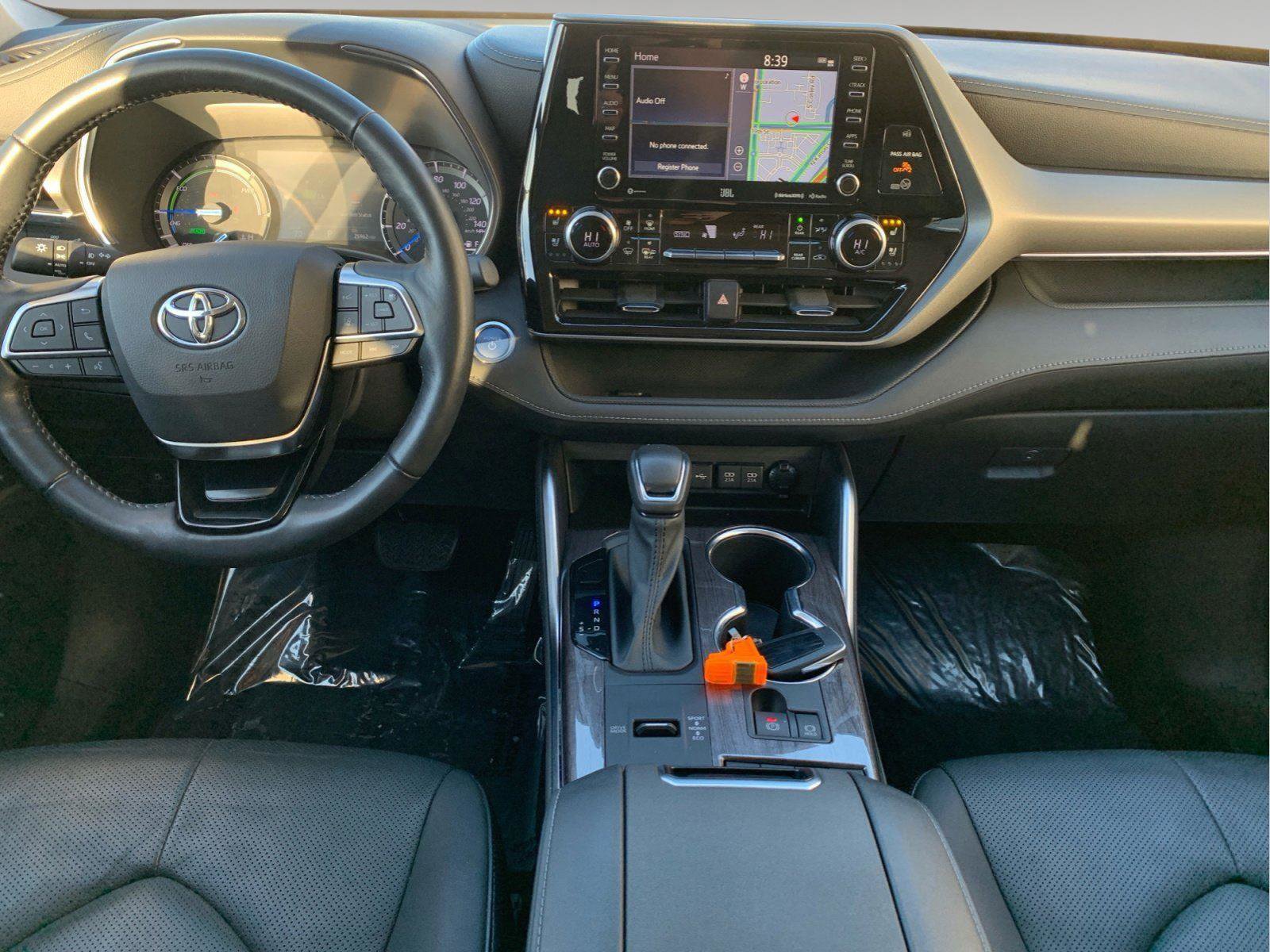 Used 2021 Toyota Highlander Limited image 16