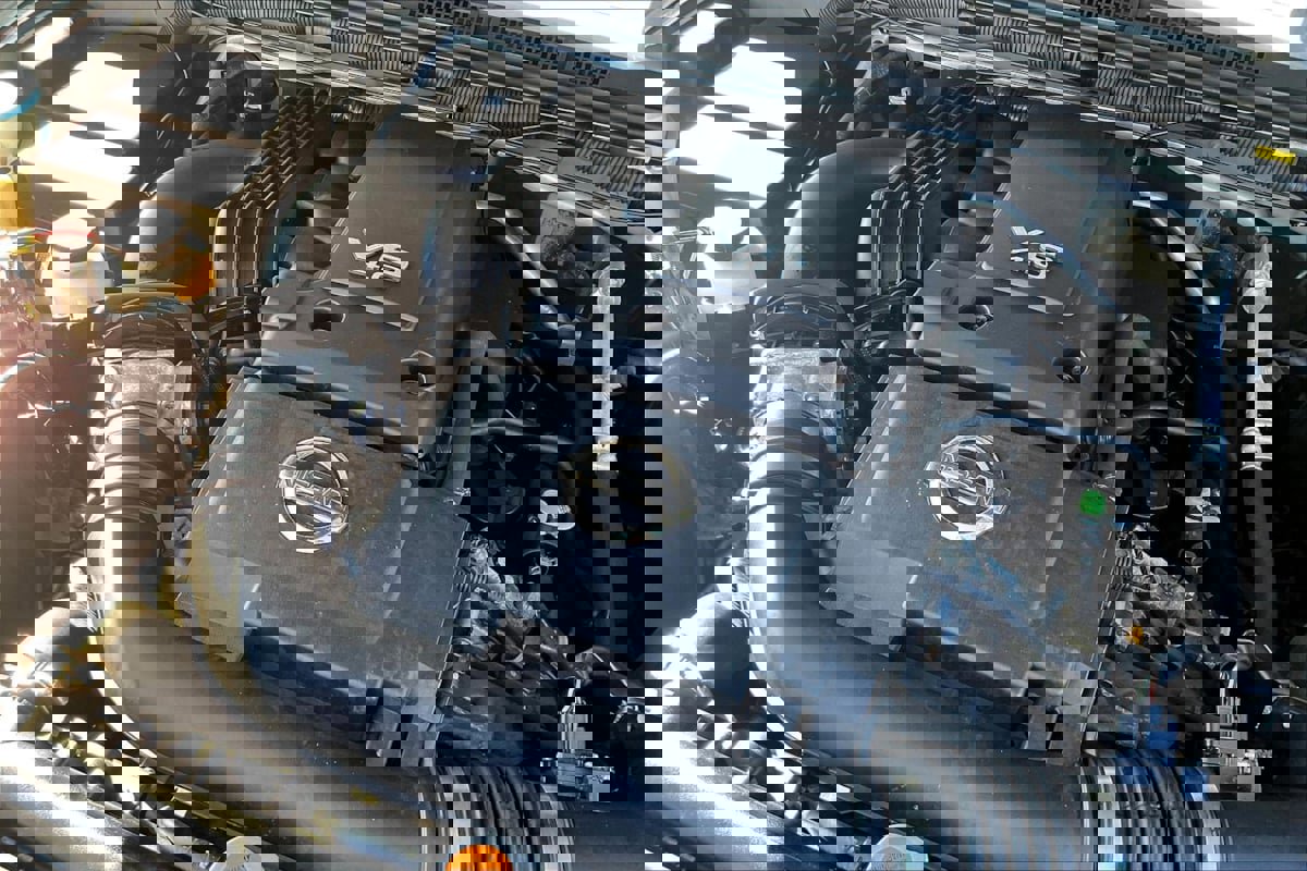 Used 2006 Nissan Frontier NISMO w/ (J01) Sunroof Pkg image 31