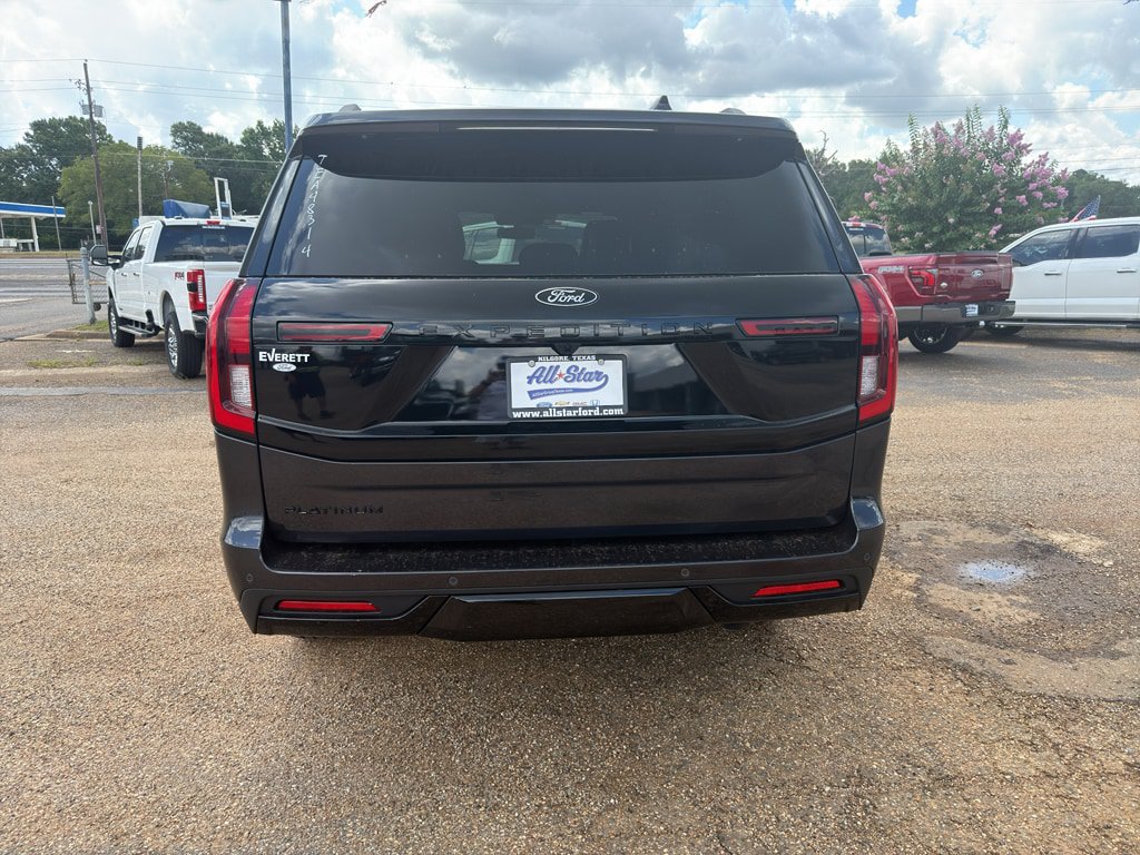 New 2026 Ford Expedition Platinum w/ Stealth Appearance Package AWD/4WD image 4