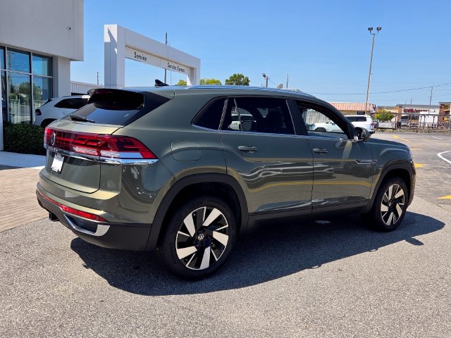 New 2026 Volkswagen Atlas Cross Sport SE FWD image 14