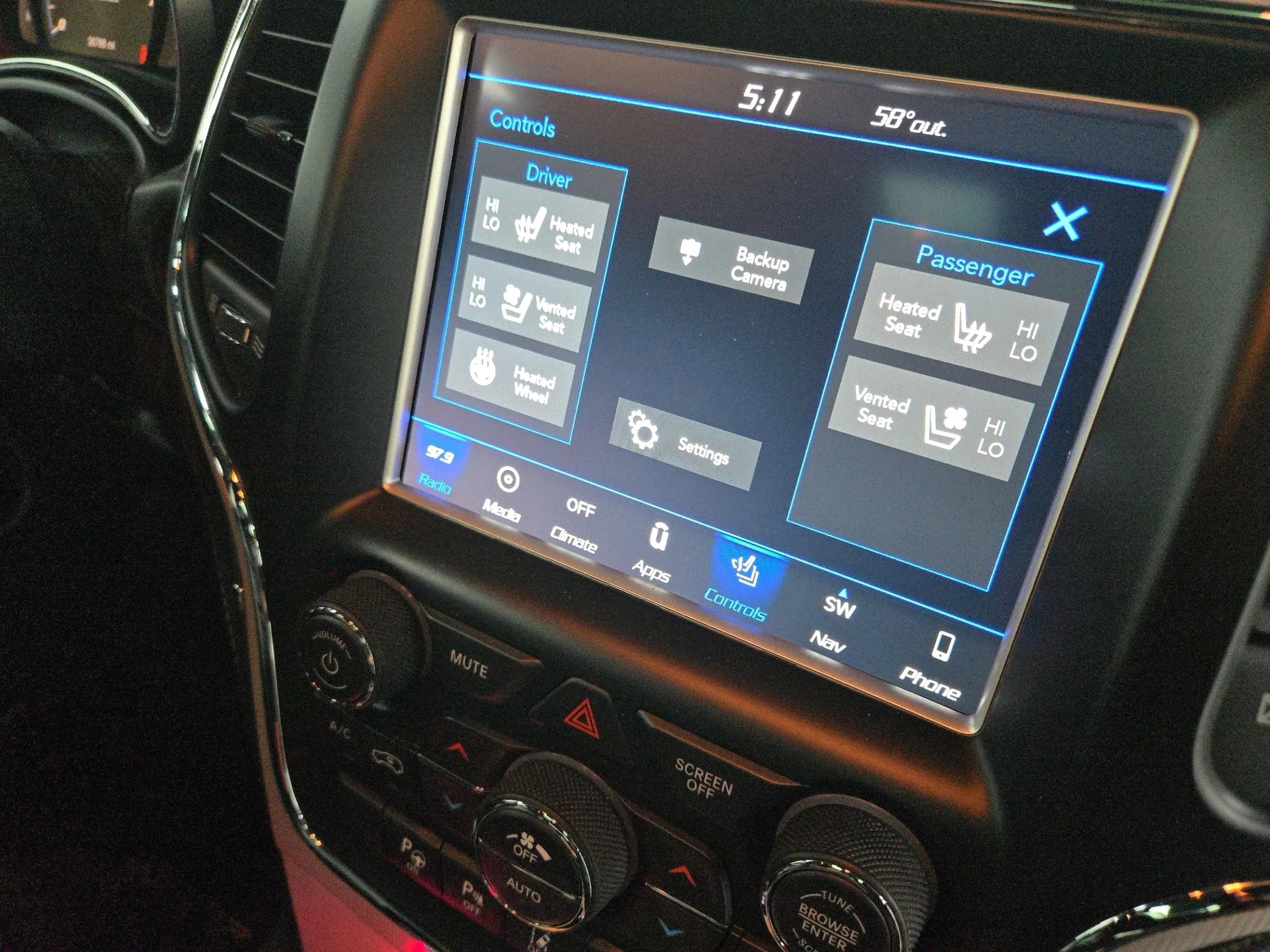 Used 2018 Jeep Grand Cherokee SRT image 33