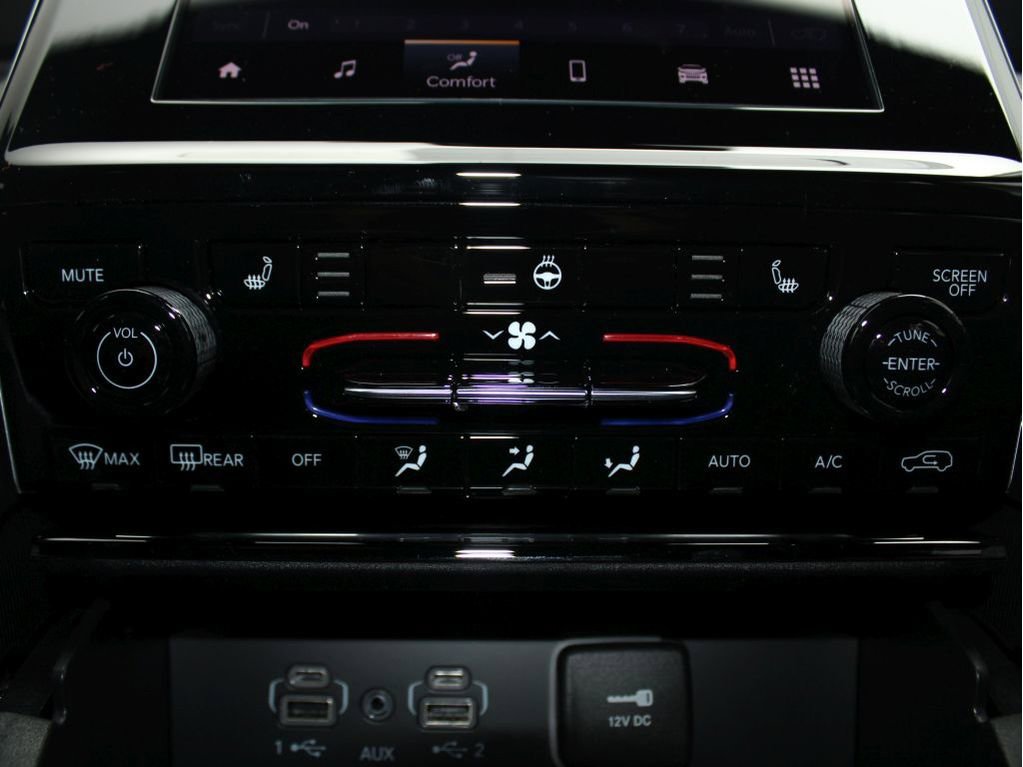 New 2025 Jeep Grand Cherokee Laredo X w/ Luxury Tech Group I image 20