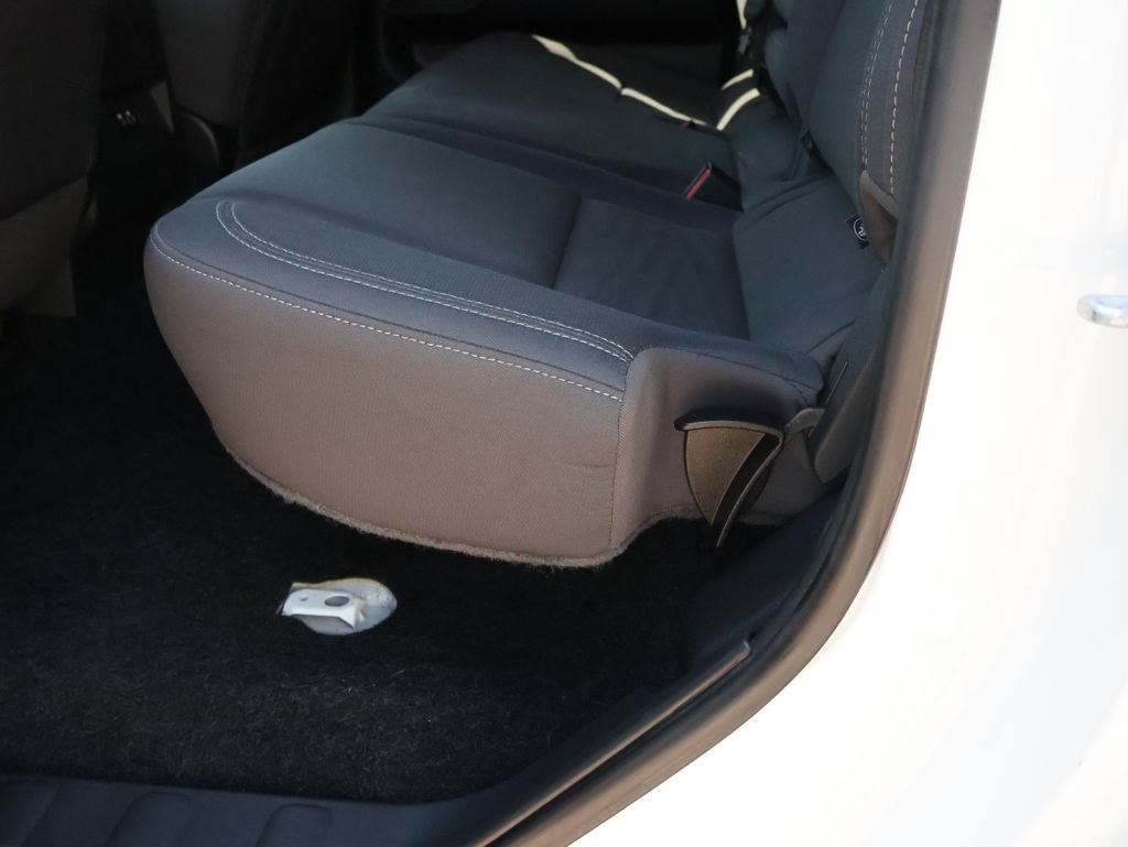 Used 2022 Nissan Frontier SV RWD image 21