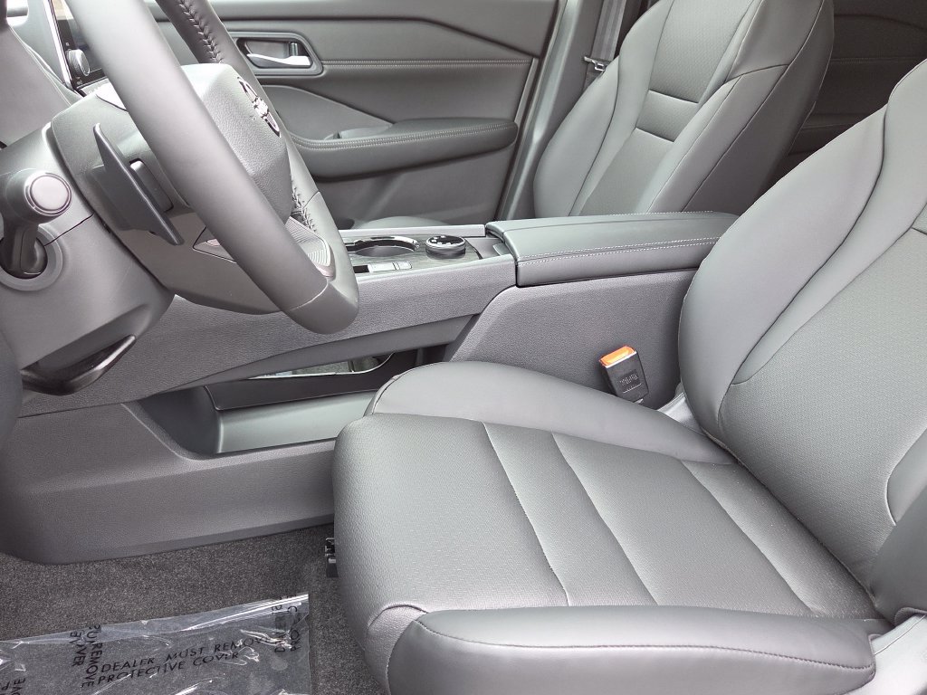 New 2026 Nissan Rogue Dark Armor AWD/4WD image 22