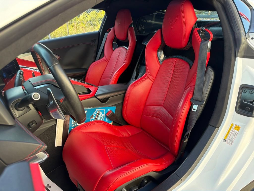 Used 2020 Chevrolet Corvette w/ Z51 Performance Package w/ 3LT Preferred Equipment Group RWD image 18