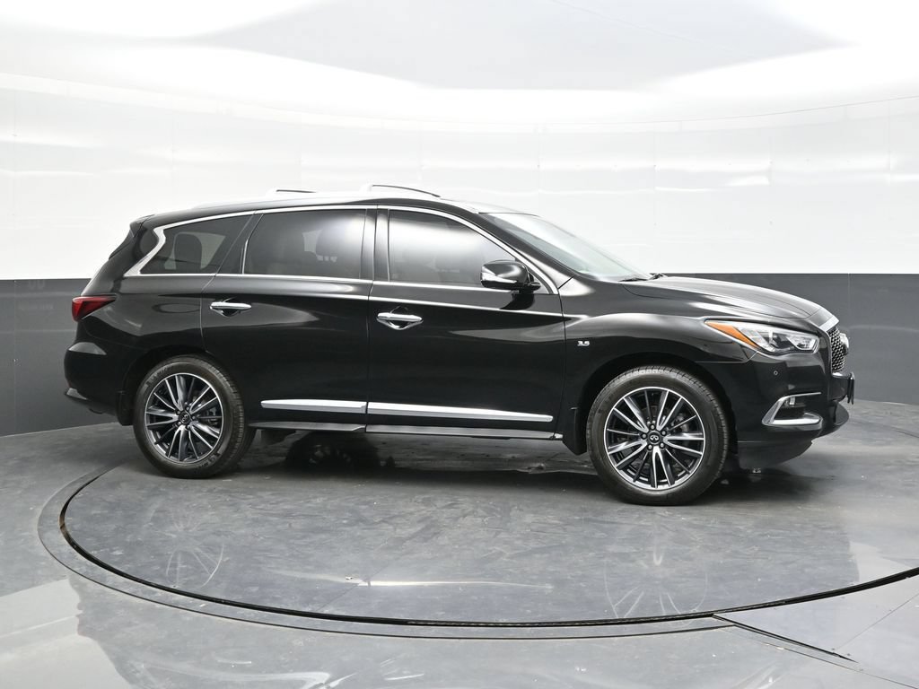 Used 2020 INFINITI QX60 Luxe w/ Sensory Package AWD/4WD image 8