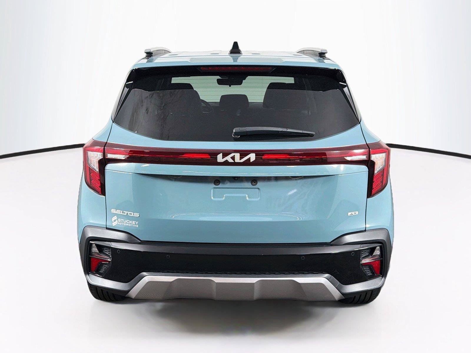 Used 2025 Kia Seltos EX AWD/4WD image 10