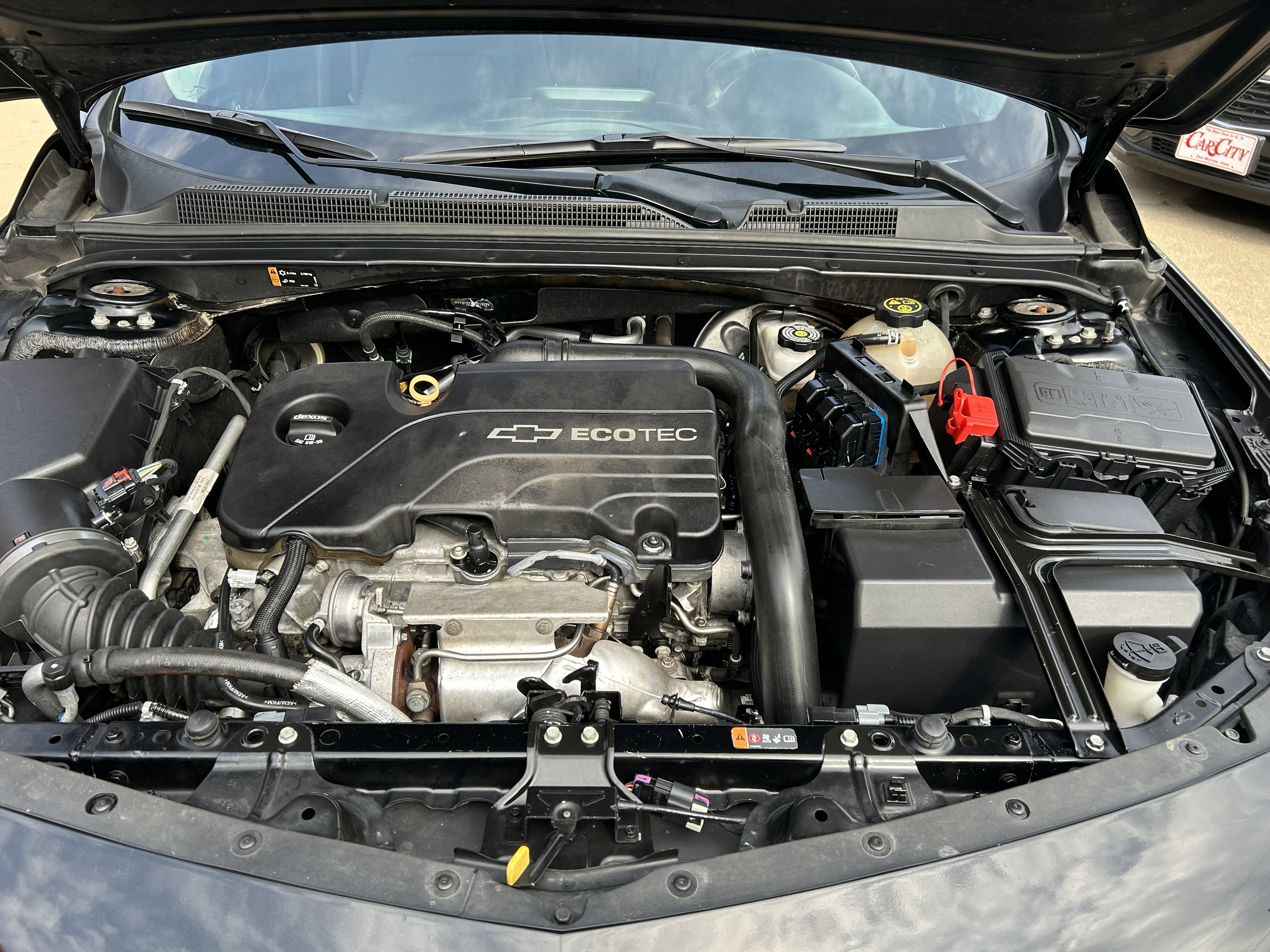 Used 2016 Chevrolet Malibu LT image 11