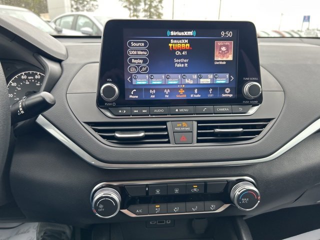 New 2025 Nissan Altima 2.5 S image 24