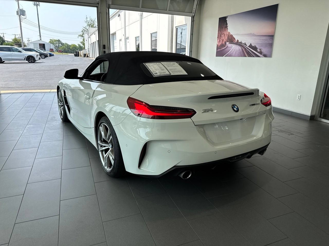 Used 2023 BMW Z4 sDrive30i w/ Premium Package RWD image 6