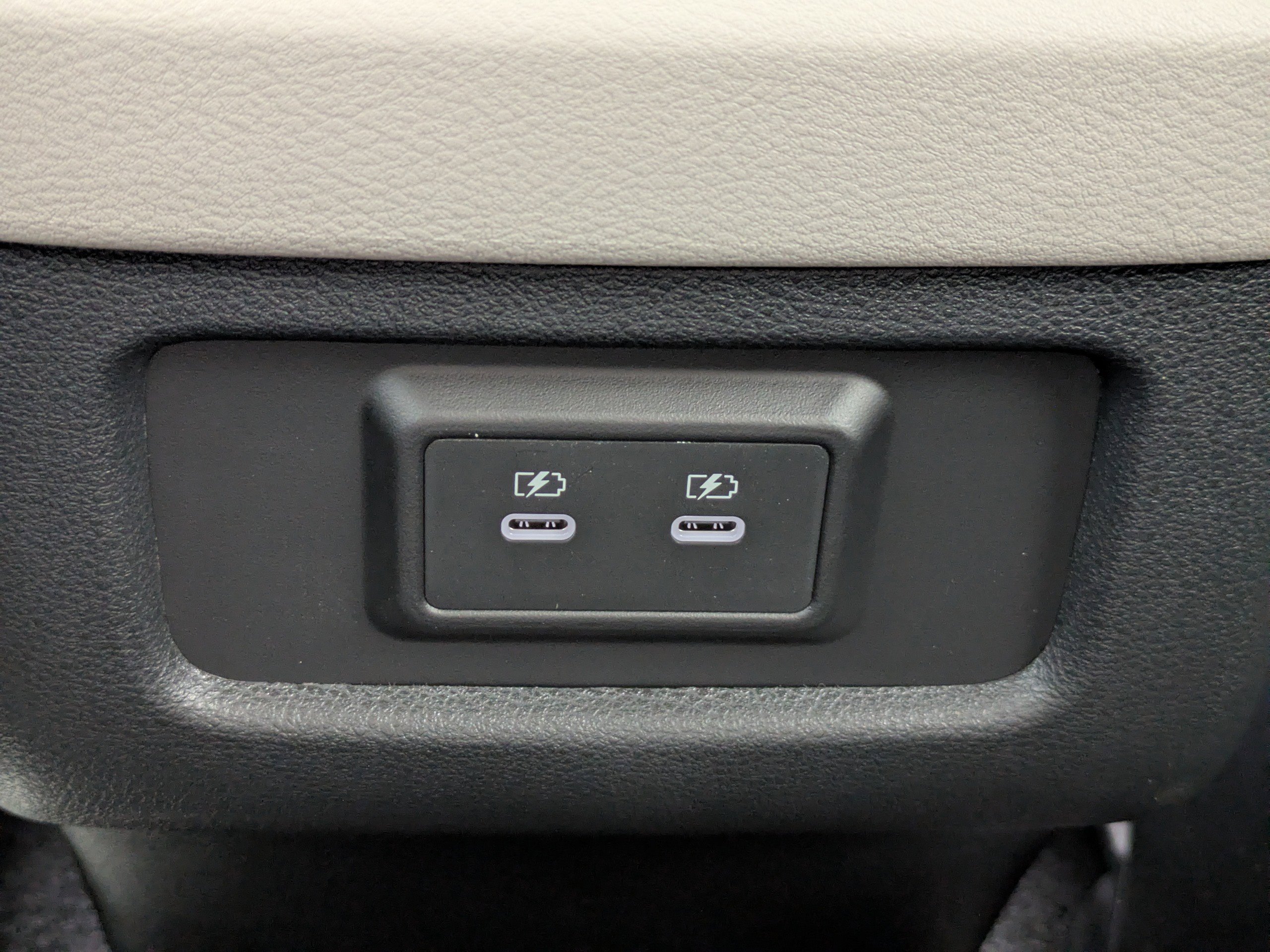 New 2026 Nissan Pathfinder SL FWD image 18