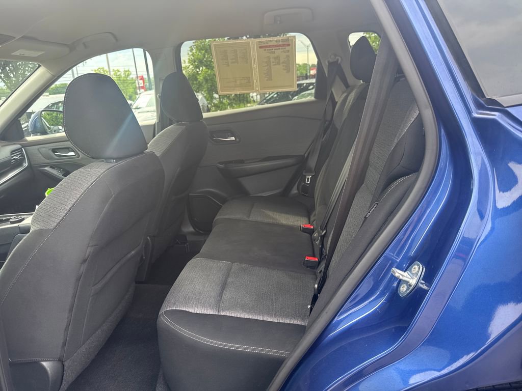 Used 2021 Nissan Rogue SV AWD/4WD image 25