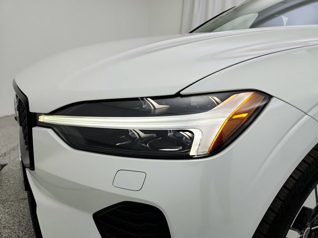 New 2026 Volvo XC60 B5 Plus w/ Climate Package PRO image 26