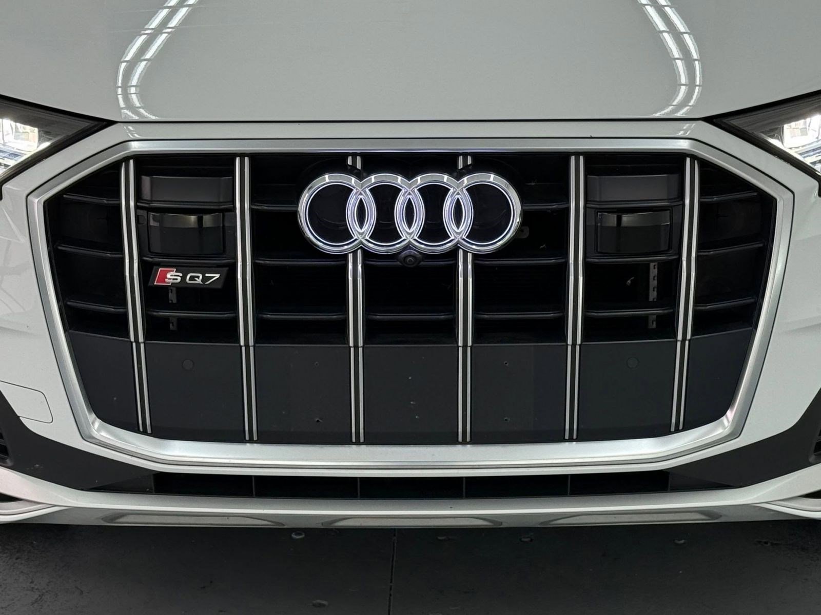 Used 2023 Audi SQ7 Prestige w/ Prestige Package AWD/4WD image 20