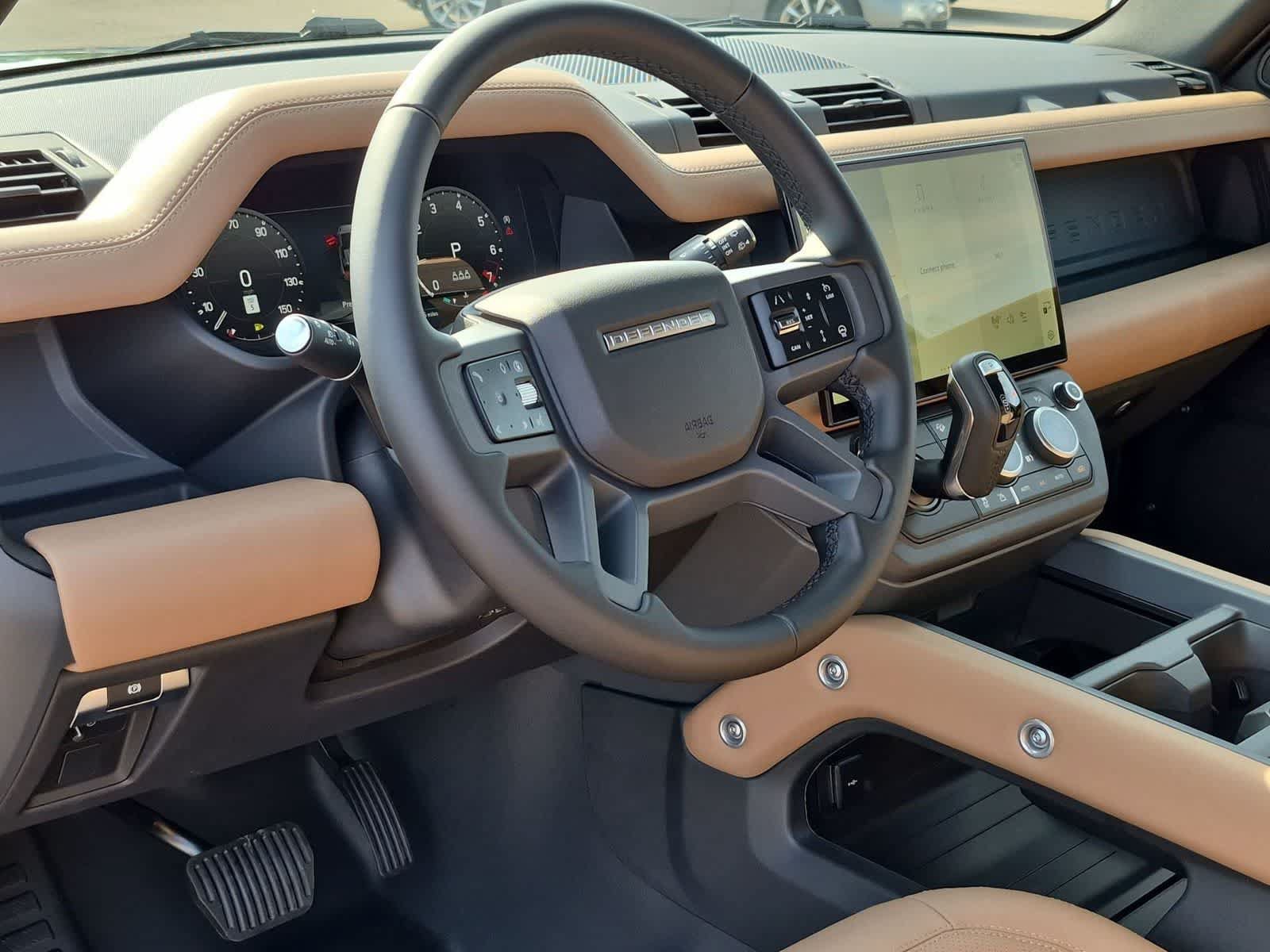 New 2026 Land Rover Defender 110 X-Dynamic SE AWD/4WD image 2