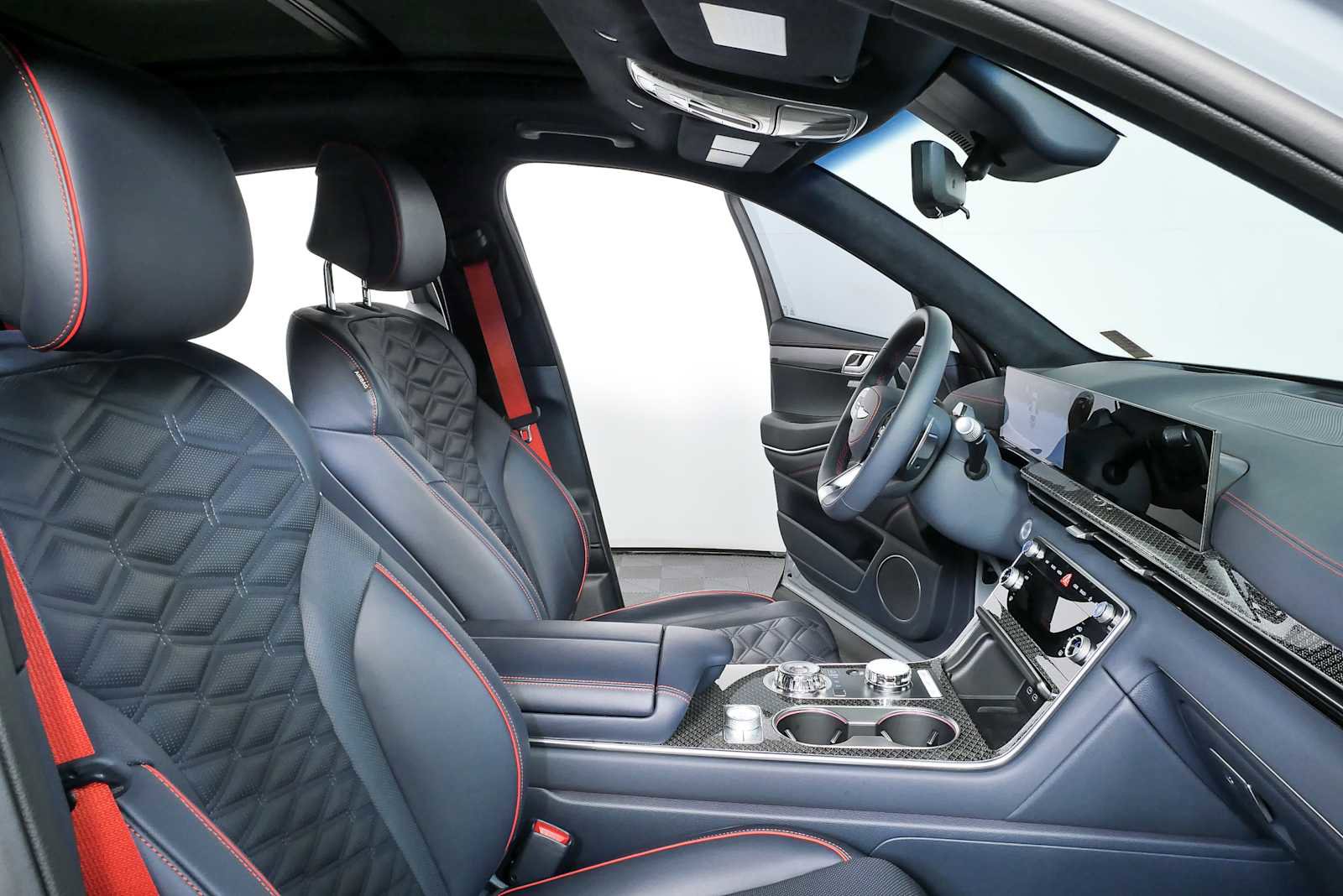 Used 2025 Genesis GV80 3.5T e-SC AWD/4WD image 24