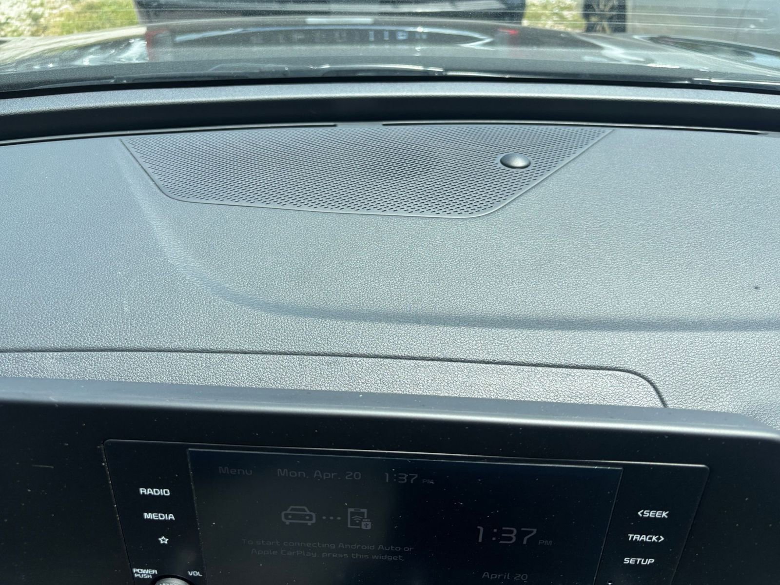 Used 2025 Kia Sportage LX image 17