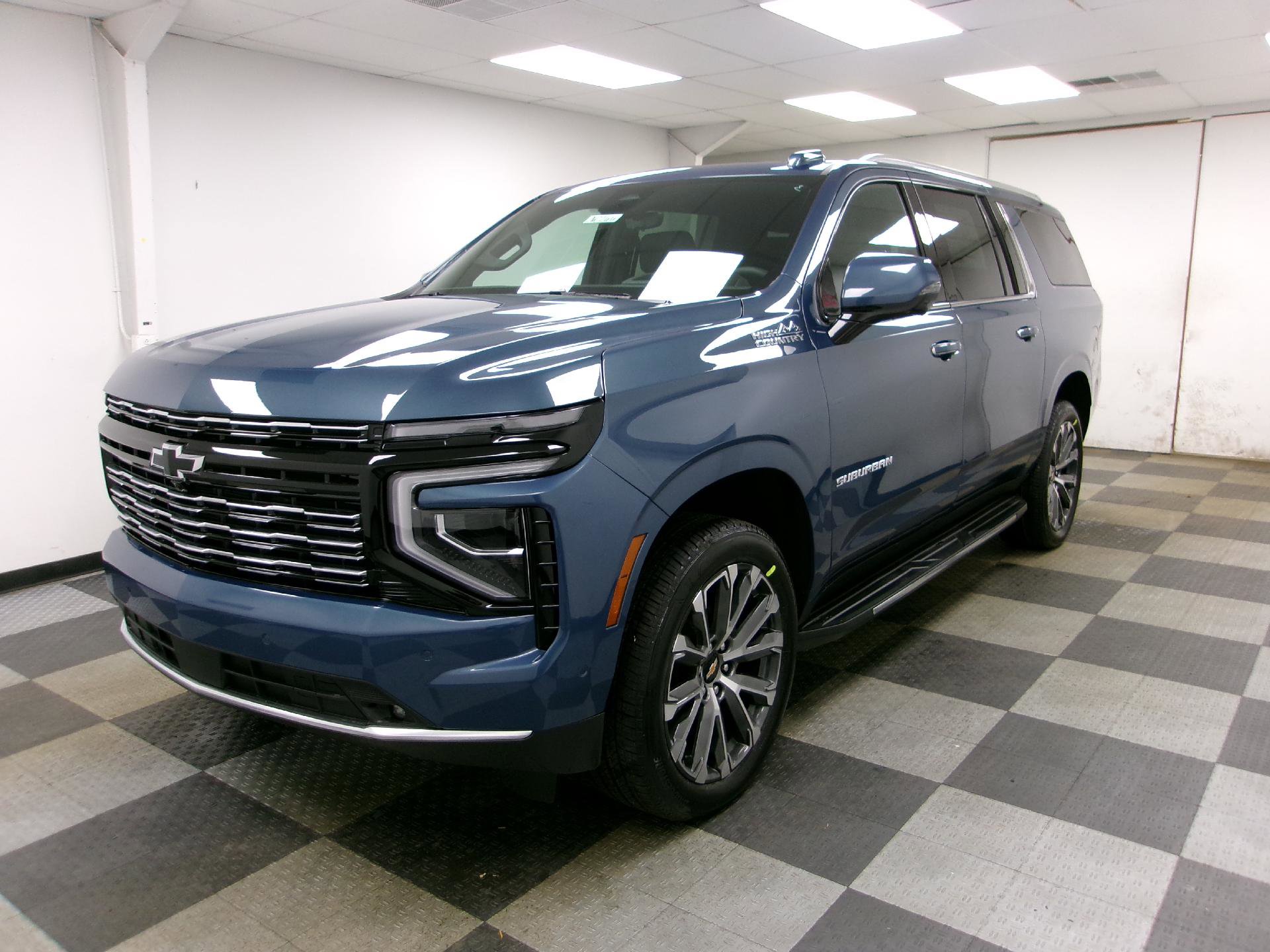 New 2026 Chevrolet Suburban High Country w/ Sun And Tow Package