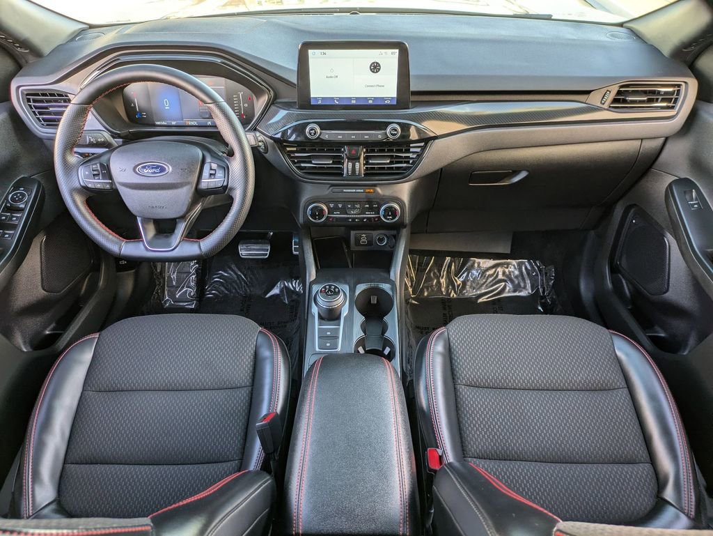 Used 2024 Ford Escape ST-Line image 25