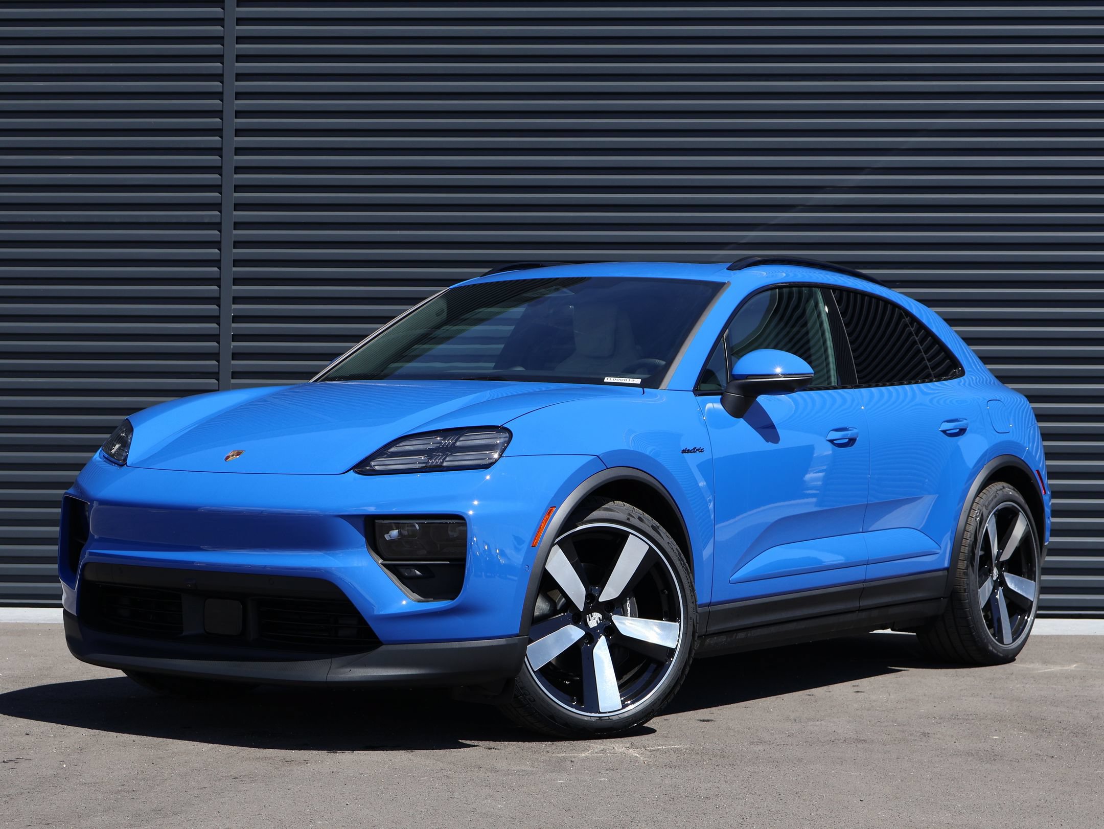 New 2026 Porsche Macan 4 Electric AWD/4WD image 1