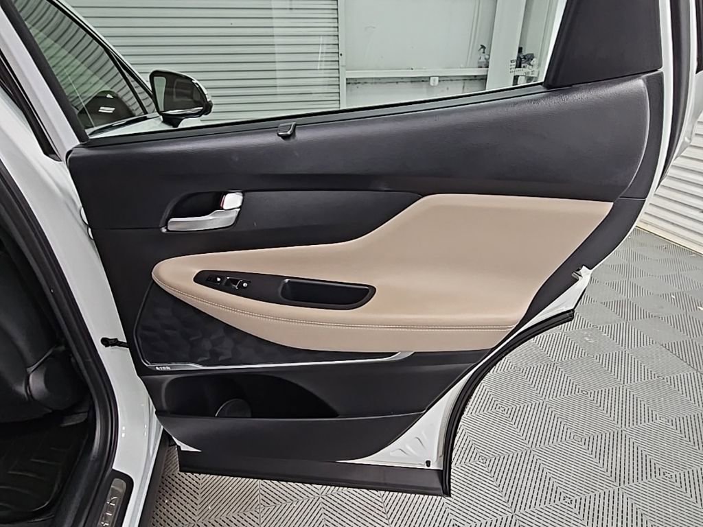 Used 2020 Hyundai Santa Fe Limited image 40