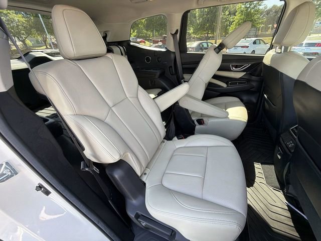 Used 2024 Subaru Ascent Limited w/ Technology Package image 30