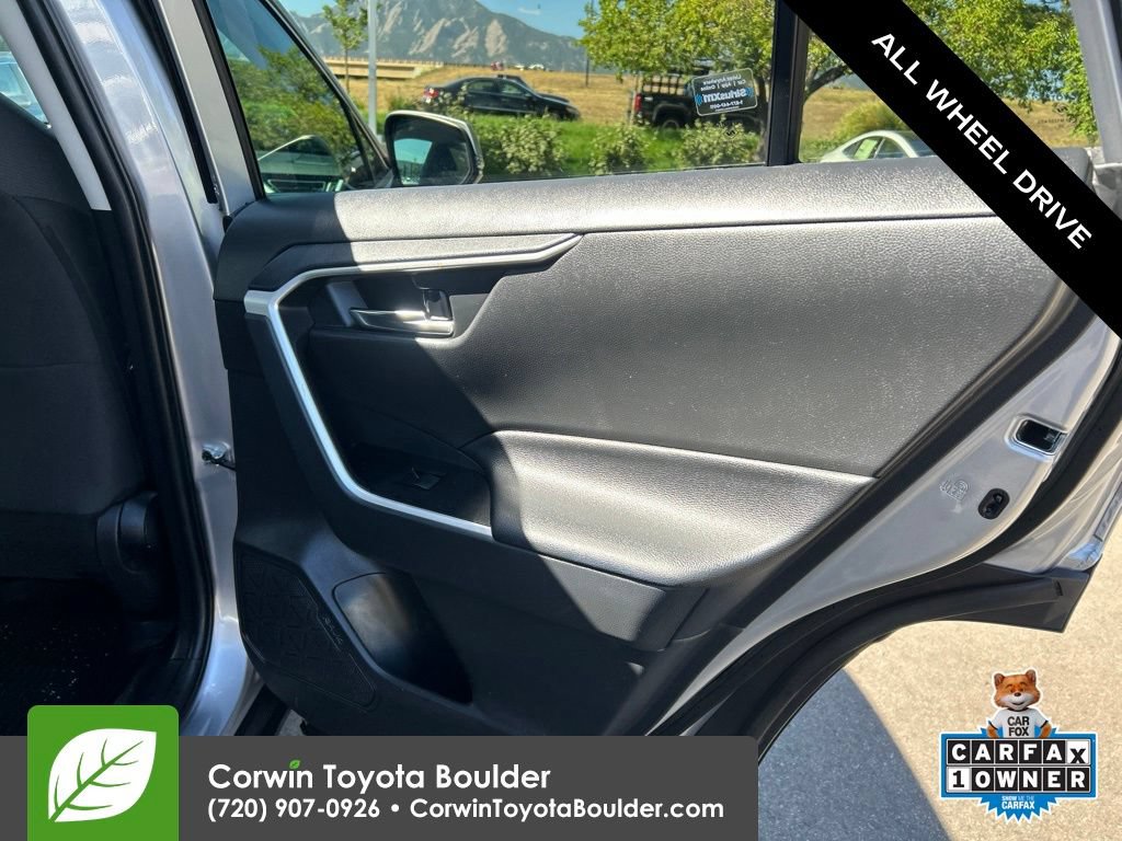 Used 2020 Toyota RAV4 XLE w/ XLE Grade Weather Package AWD/4WD image 14