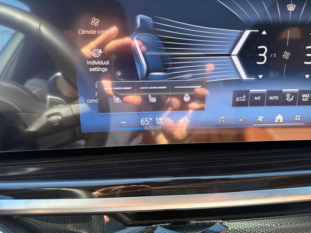 Certified 2026 BMW X5 xDrive40i w/ M Sport Package image 24