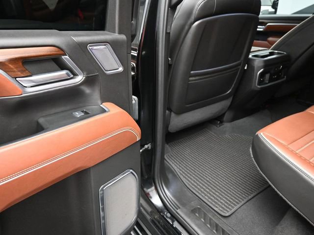 Used 2024 GMC Sierra 2500 Denali Ultimate w/ Max Trailering Package AWD/4WD image 16