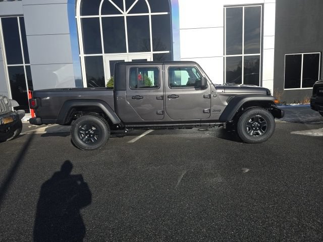 New 2026 Jeep Gladiator Sport AWD/4WD image 7