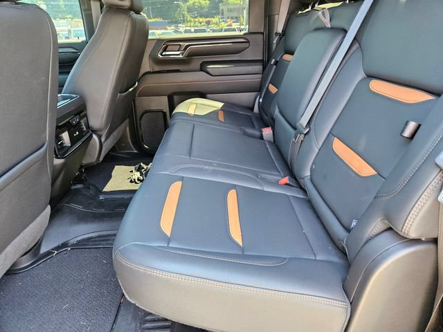 Used 2024 GMC Sierra 2500 AT4 w/ AT4 Premium Plus Package AWD/4WD image 6
