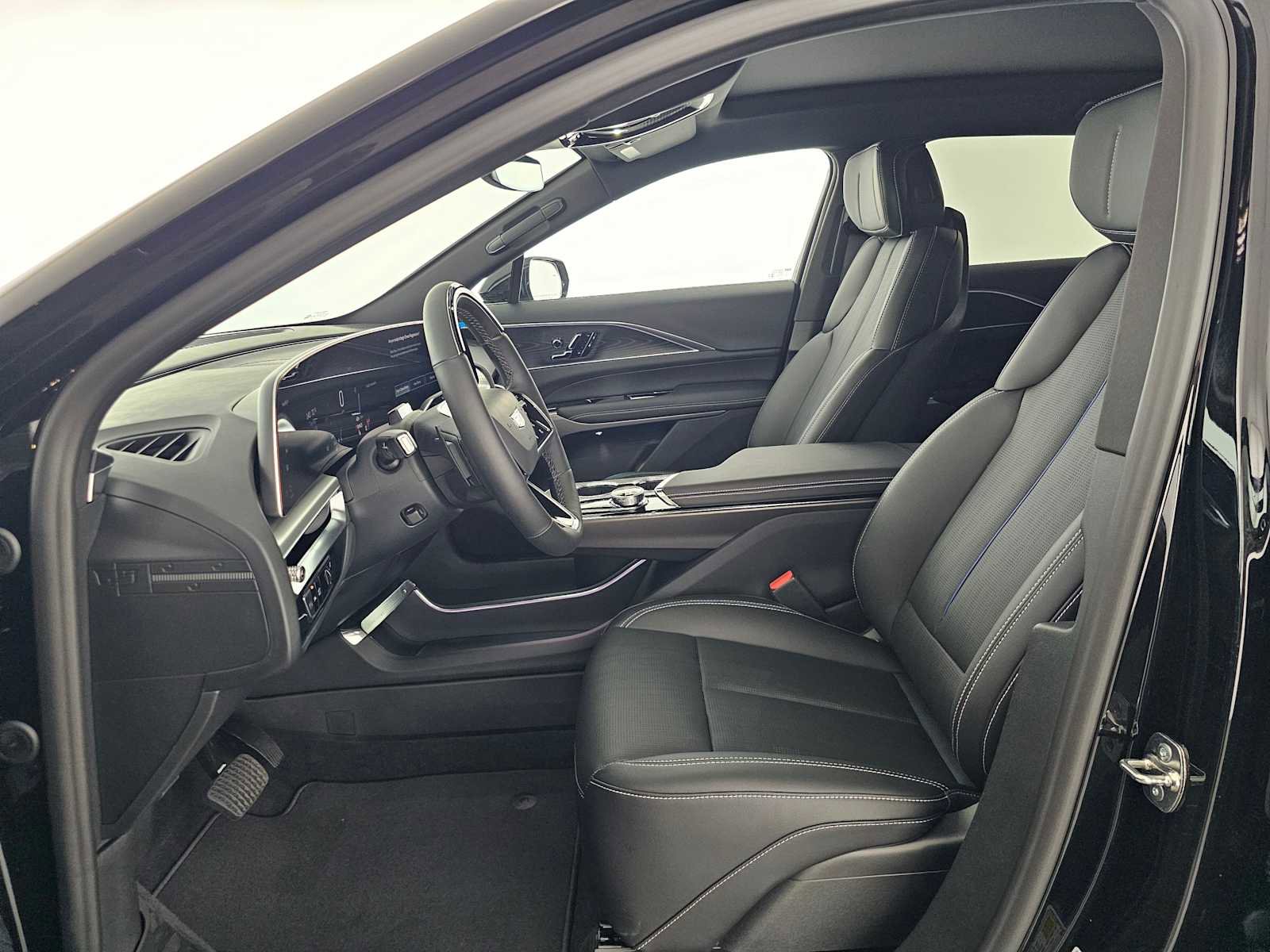 New 2026 Cadillac Lyriq Luxury image 20