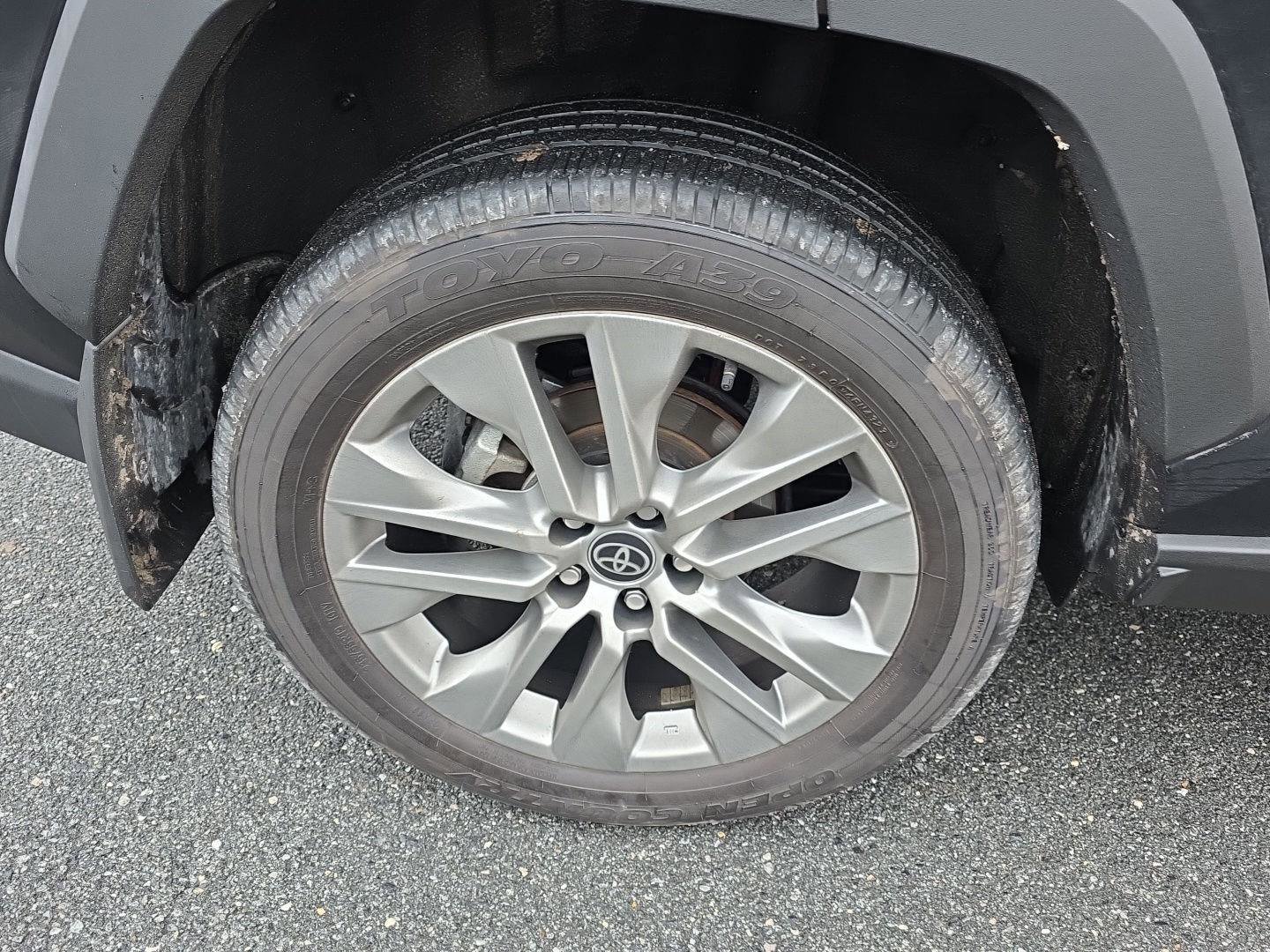 Used 2024 Toyota RAV4 XLE Premium image 8