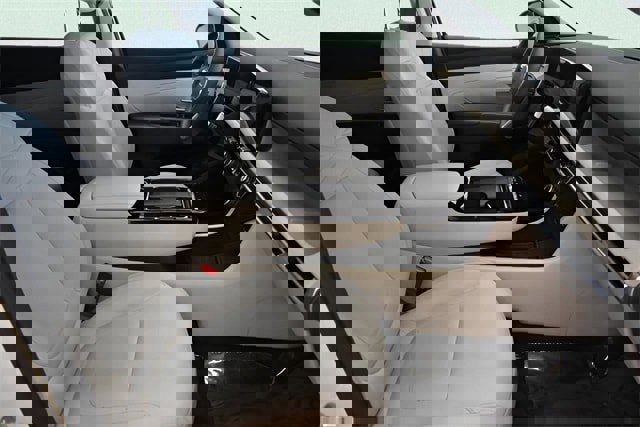 Used 2025 Hyundai Tucson Blue image 21