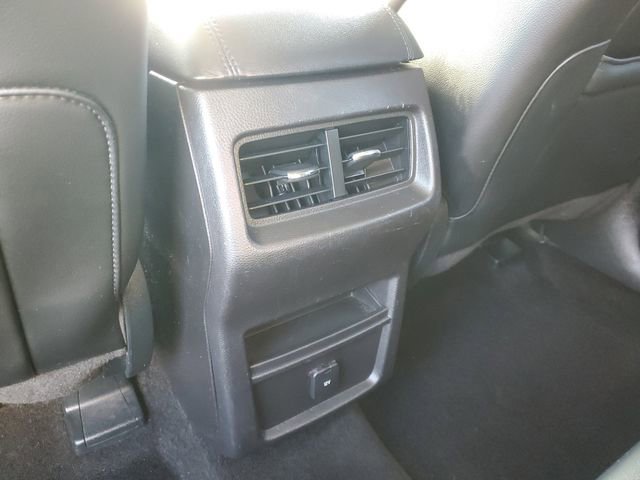 Used 2017 Ford Edge SEL w/ Equipment Group 201A image 14