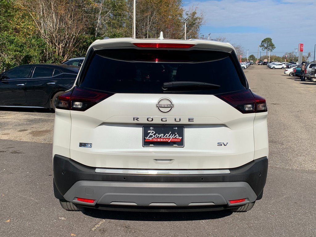 Used 2023 Nissan Rogue SV w/ SV Premium B Package image 6