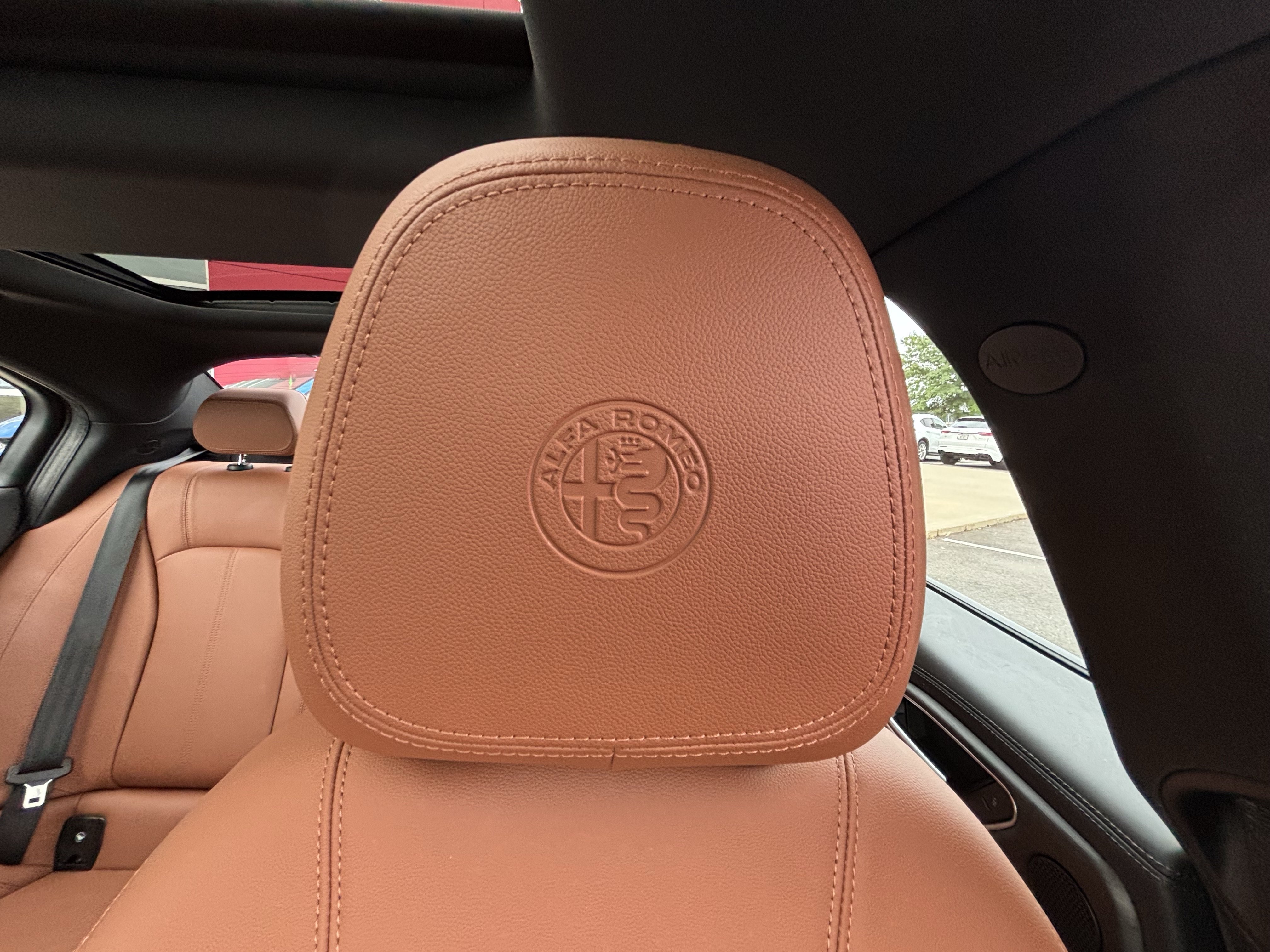 Certified 2023 Alfa Romeo Giulia Ti AWD/4WD image 29