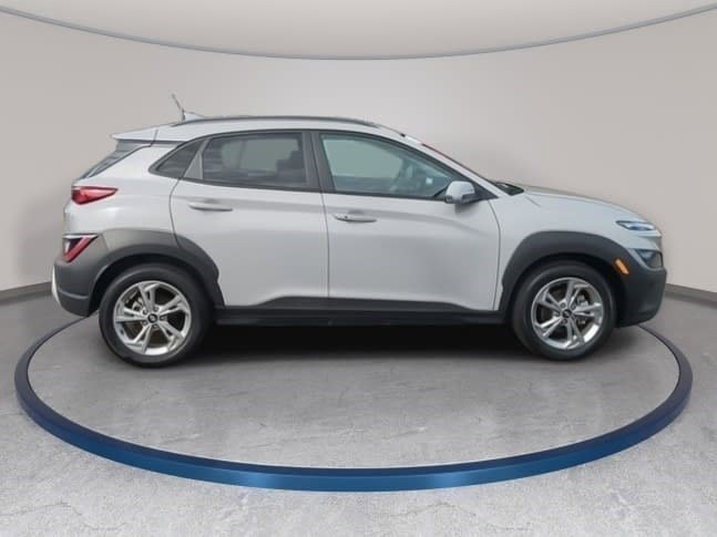 Used 2023 Hyundai Kona SEL w/ Cargo Package image 4