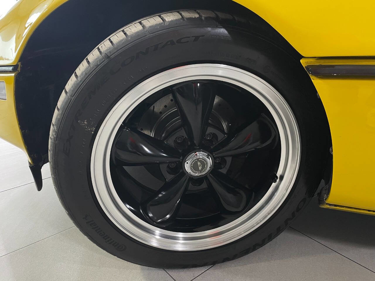 Used 1986 Chevrolet Corvette Coupe image 10