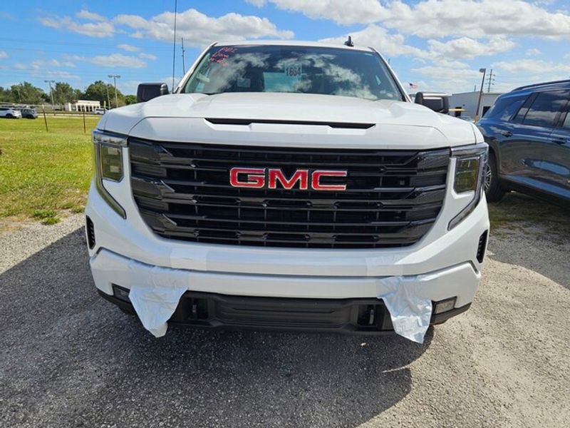 New 2026 GMC Sierra 1500 Elevation image 2