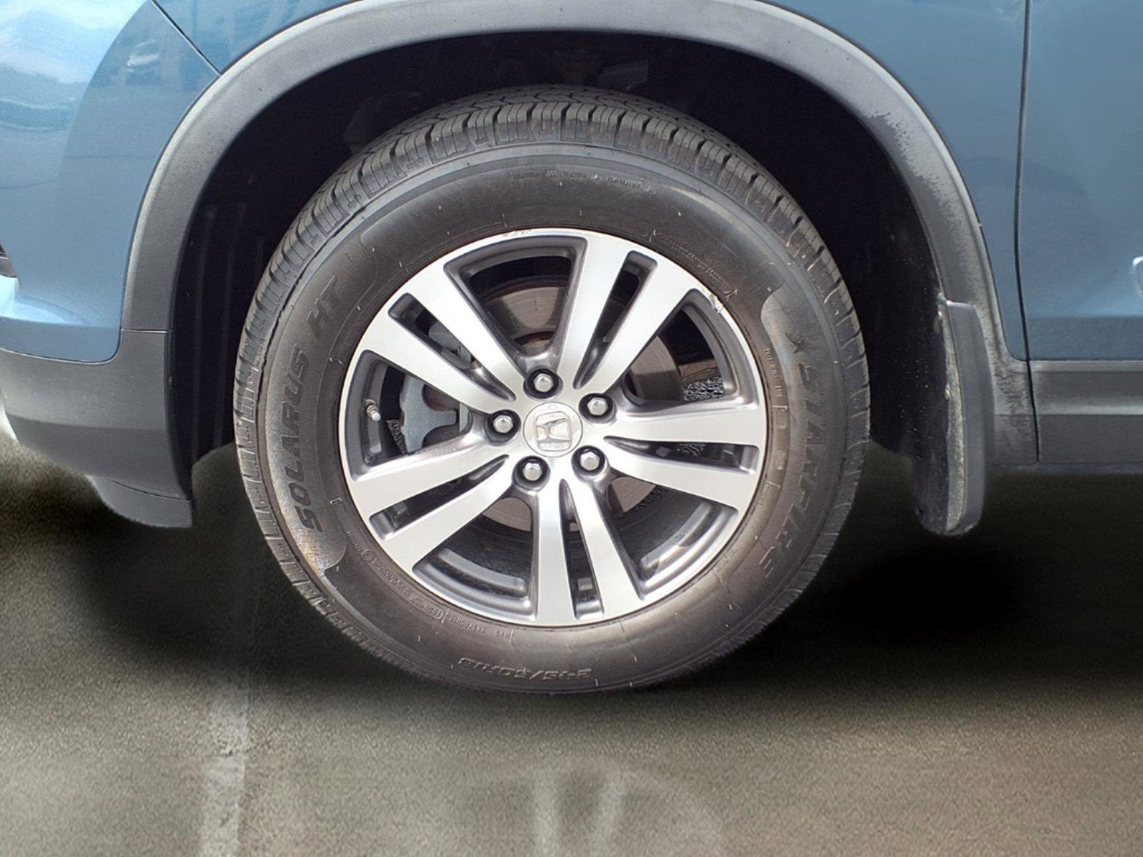 Certified 2018 Honda Pilot EX image 12