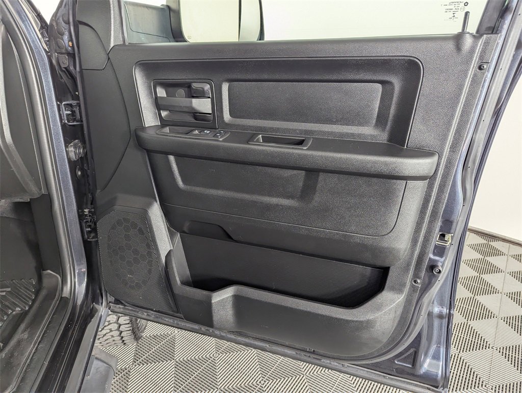 Used 2020 RAM 2500 Laramie image 32