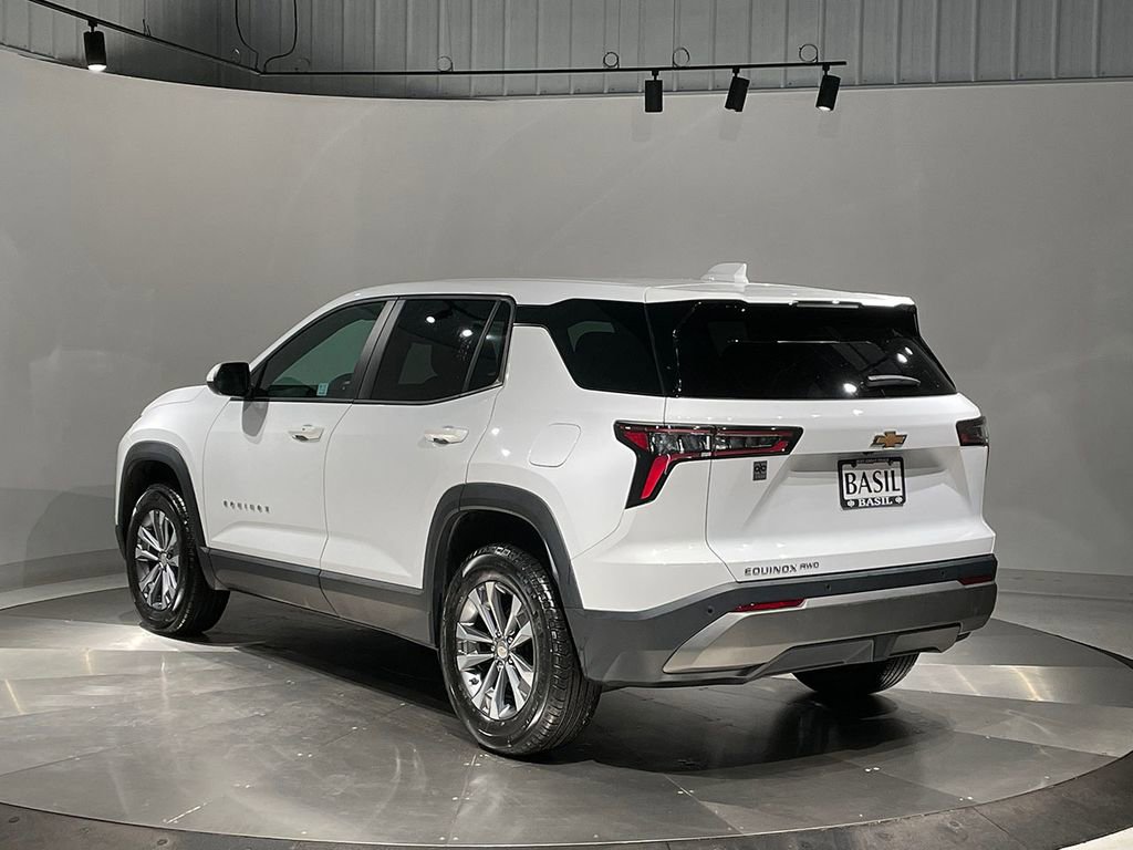 Used 2026 Chevrolet Equinox LT w/ Convenience Package II image 15