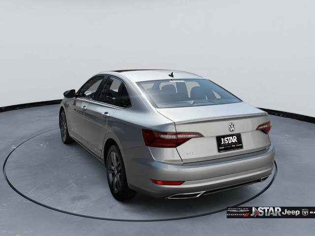 Used 2019 Volkswagen Jetta R-Line w/ R-Line Cold Weather Package FWD image 7