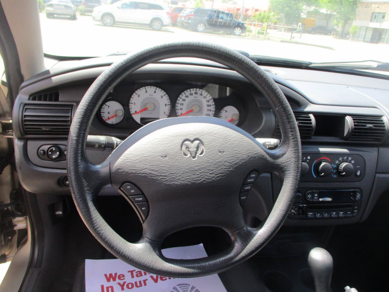 Used 2004 Dodge Stratus SXT w/ Sun & Fun Group FWD image 12
